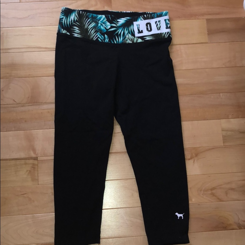 Victoria Secret PINK cropped patterned leggging